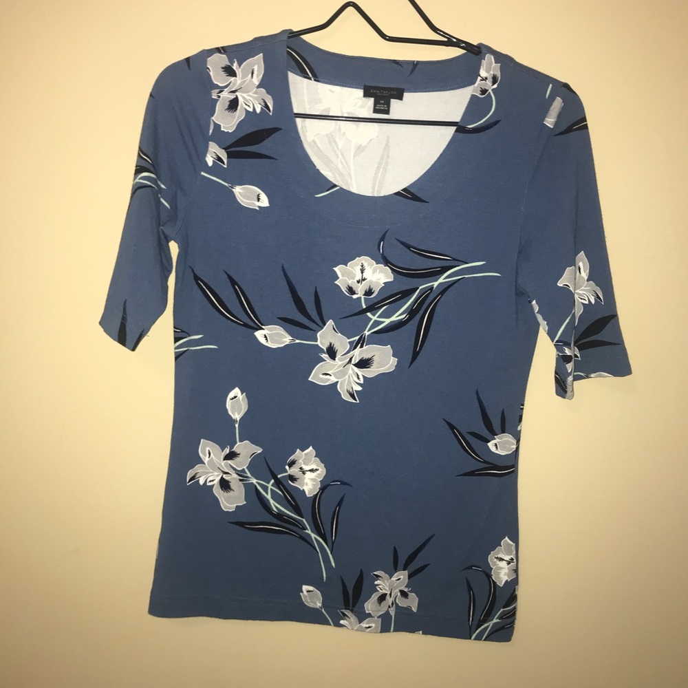 3/4 Sleeve Round Neck Top